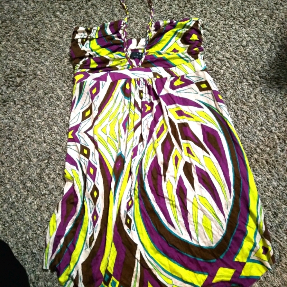 Adorable deep V tube tie top